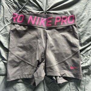 Nike pro